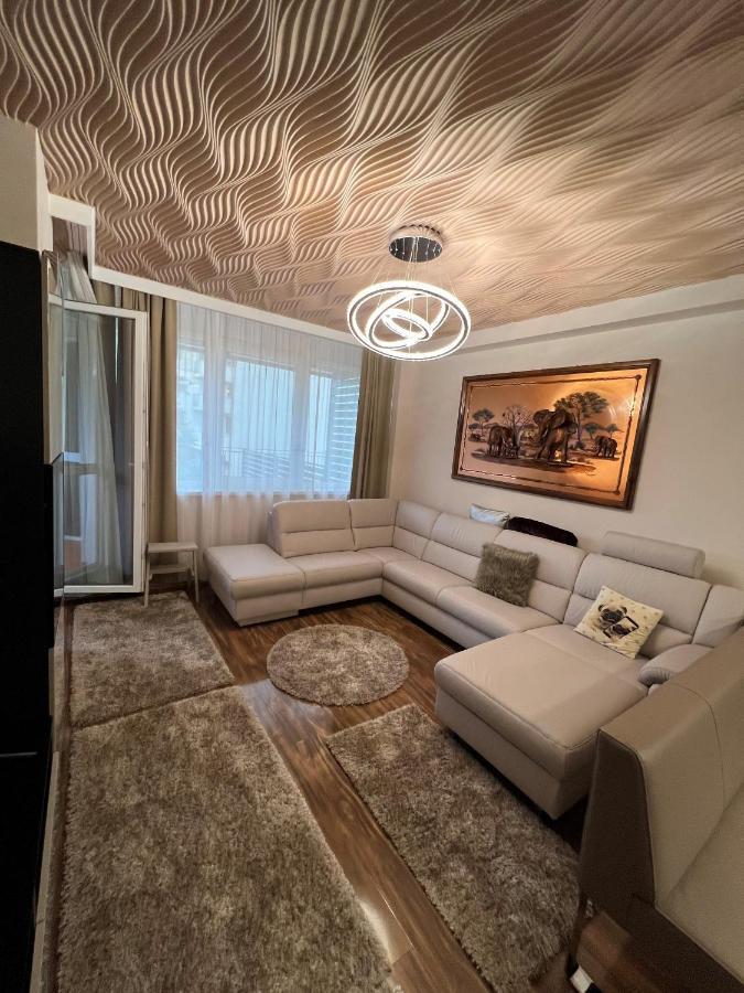 Parizsi Udvar Premium Apartman Lejlighed Debrecen Eksteriør billede